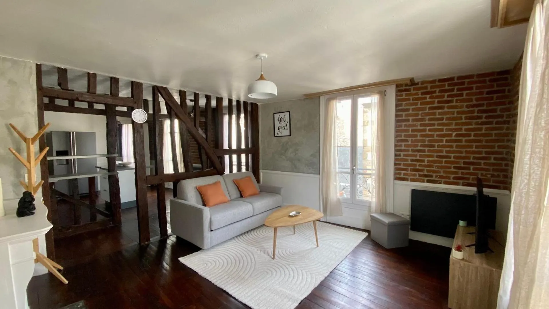 Prime Location In Rennes For 6 Guests Appartement